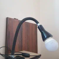 چراغ مطالعه متحرک پایه گیره ای