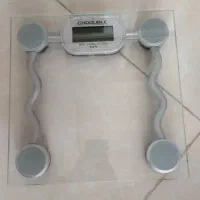 ترازو وزن کشی در حد نو