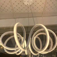 لوستر مدرن مدل گل بزرگ سفید ۳مات