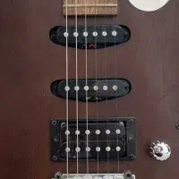 گیتار الکتریک آیبانز|گیتار، بیس، امپلیفایر|اندیشه, اندیشه فاز ۱|دیوار