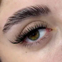 کاشت مژه ۳۰۰