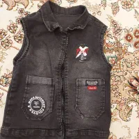 جلقیه و شلوار لی