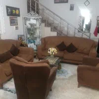 مبلمان راحتی ۷نفره درحدنو|مبلمان خانگی و میز عسلی|شیراز, گل سرخ|دیوار
