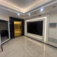 ۷۰متر/۲خواب/اسانسور انباری/روبه افتاب/