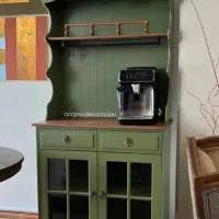 تخت و مصنوعات چوبی