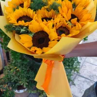 ادمین خانم حرفه ای برای گل فروشی کریستال