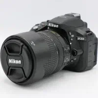 دوربین نیکون 5300 (در حد نو)