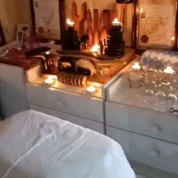 اجاره میز ناخن و صندلی اصلاح