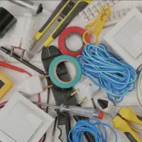 برقکار ساختمان رفع اتصالی تعویض و نصب لوازم برقی