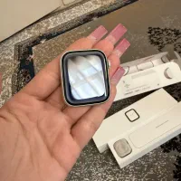 اپل واچ سری ۴ سایز ۴۴ در حد نو