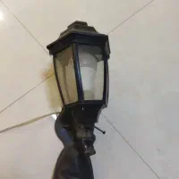 لامپ دیواری مناسب سر درب منزل یا فروشگاه