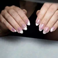 آموزش کاشت ناخن