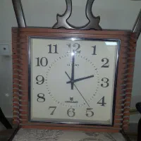 ساعت دیواری