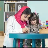 نیازمند پرستار خانم برای کودکان