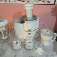 آبمیوه گیر
