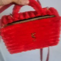 کیف دخترانه مجلسی مخمل بسیار شیک وخوش رنگ