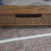 میزتلویزیون پایه چوبی در حد نو و سالم|میز تلویزیون|تبریز, |دیوار