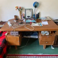 میز کار و مطالعه چوبی