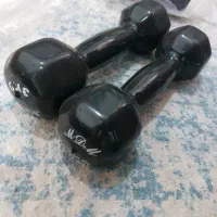 دمبل ۳ کیلویی در حد نو کاملا سالم