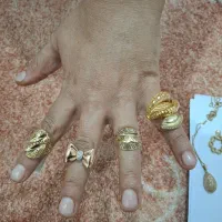 طلا وجواهرات