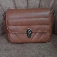 کیف|کیف، کفش، کمربند|ازنا, |دیوار