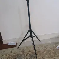 سه پایه دوربین  و گوشی ارتفاع ۲/۲۰