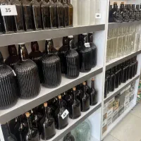 بطری شیشه قهوه ای