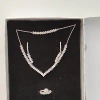 سرویس نقره|جواهرات|اندیشه, پرنیان|دیوار