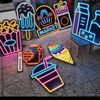 تخفیف وژه ساخت تابلو نئون نوشته باقیمتی فوق‌العاده