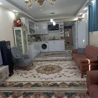 فروش آپارتمان ۹۰ متری ۲ خوابه طبقه ۱ در رباط طرق
