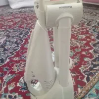 یک عدد جارو برقی سالم شارژی هم است