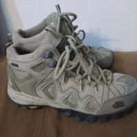 کفش کوهنوردی استوک