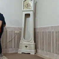 ساعت ایستاده چوبی