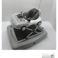 گهواره کنار تخت مادر