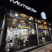 فروش وسایل جانبی موبایل با ویترین