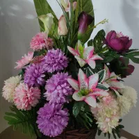 سبد گل مصنوعی