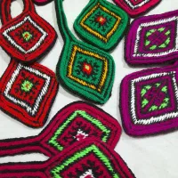 دستگیره و گیوه سنتی|صنایع دستی و سایر لوازم تزئینی|امامزاده عبدالله, |دیوار