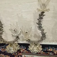 وفقط شمعدانی هست