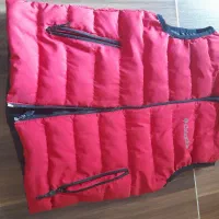 جلیقه و دو تا کاپشن در حد نو،تکی هم فروخته میشه