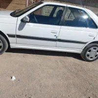 ماشین مدل ۴۰۲|خودرو سواری و وانت|سیب و سوران, |دیوار