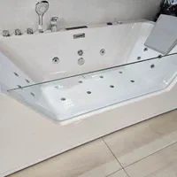وان جکوزی آکواریومی لوکس