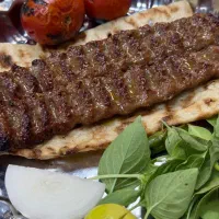 نیرو جوان جهت سالن کاری