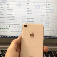 ایفون 8