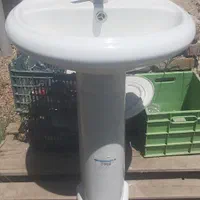 روشویی با پایه