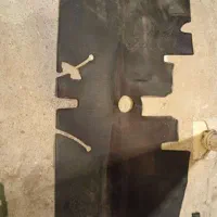 تعداد زیادی قطعات خودرو سبک وسنگین