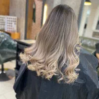تخفیف رنگ و لایت،آمبره و بالیاژ تخصصی