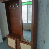 کمد شیشه ای