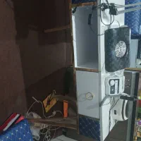 فروش وسایل کاشت ناخن و میز و صندلی