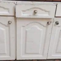 کابینت  سه درب سه کشو