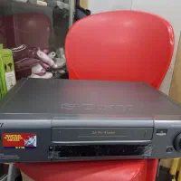 یک دستگاه ویدئو سونی|پخش‌کننده DVD و ویدیو|بروجرد, |دیوار
